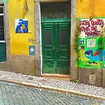 Πανσιόν 5lisbon Private Bedroom With A View *