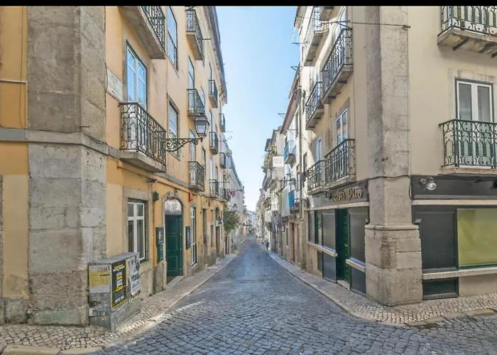 5lisbon Private Bedroom With A View 게스트하우스 *